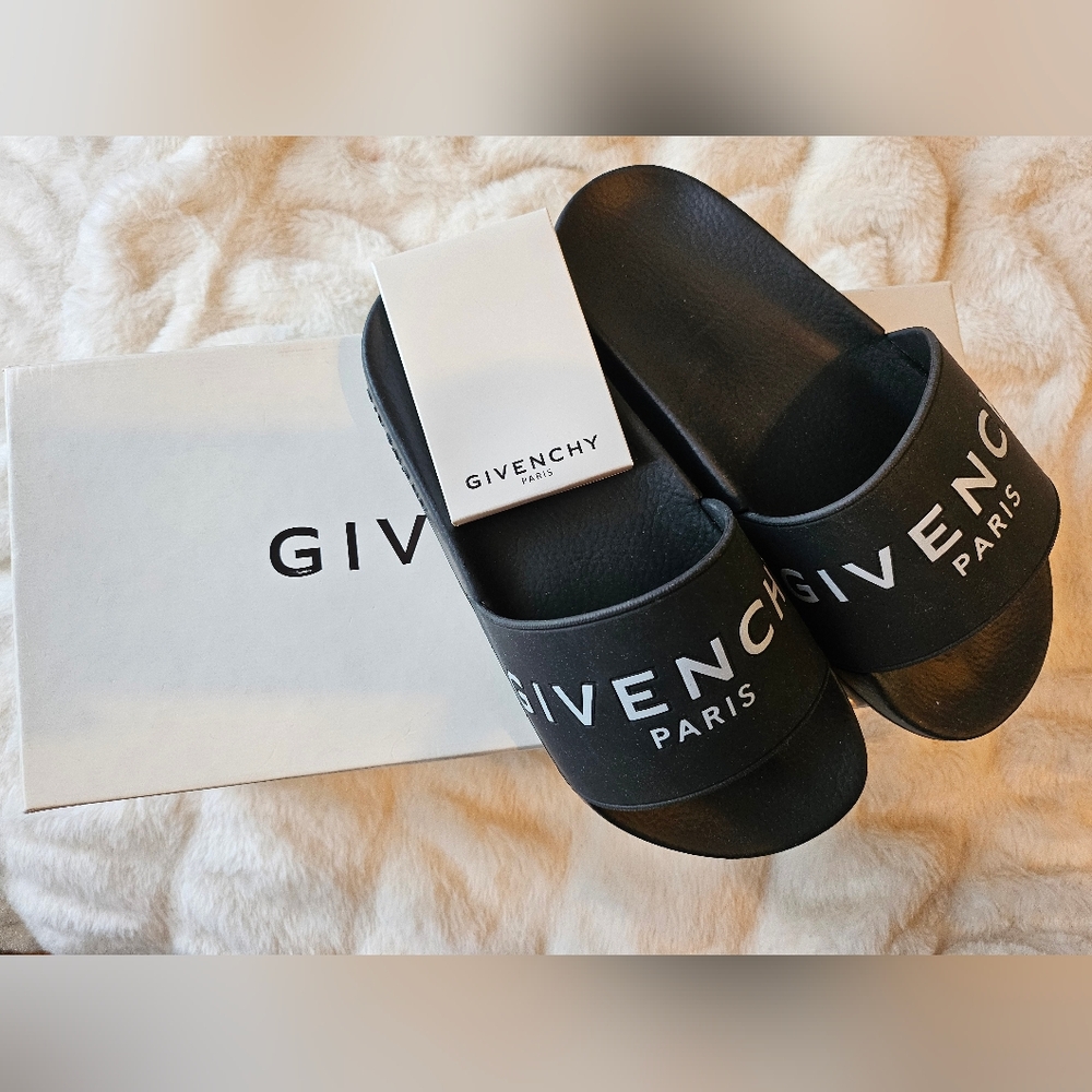 Givenchy slides - Picture 4 of 7